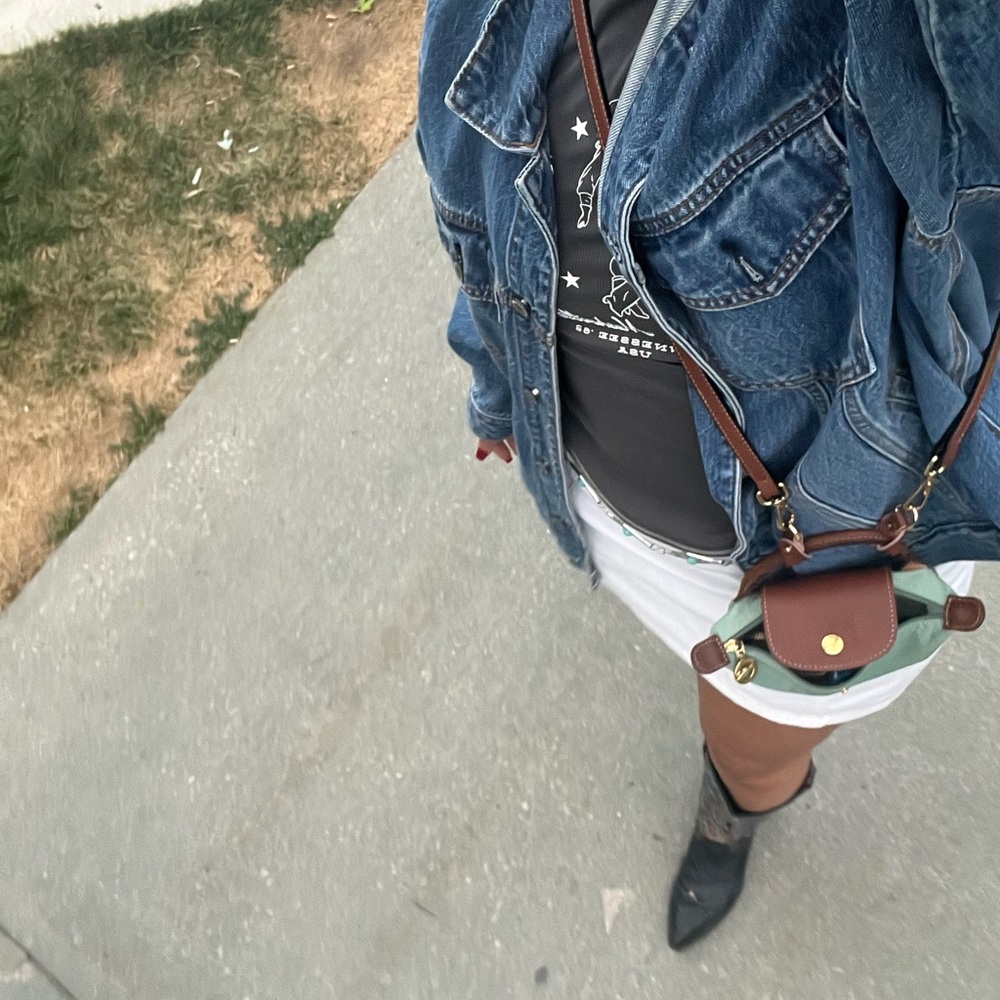 Meet your Posher, Amanda